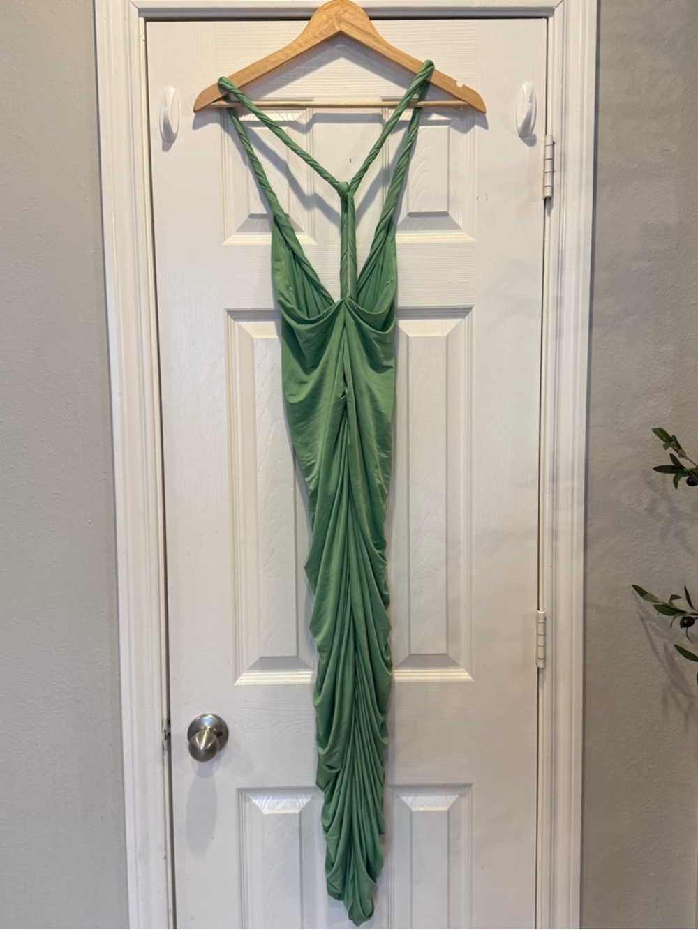 Cult Gaia Jalina Ruched Gold Detail Bodycon Green Midi Dress Size Small FLAW - Picture 5 of 11